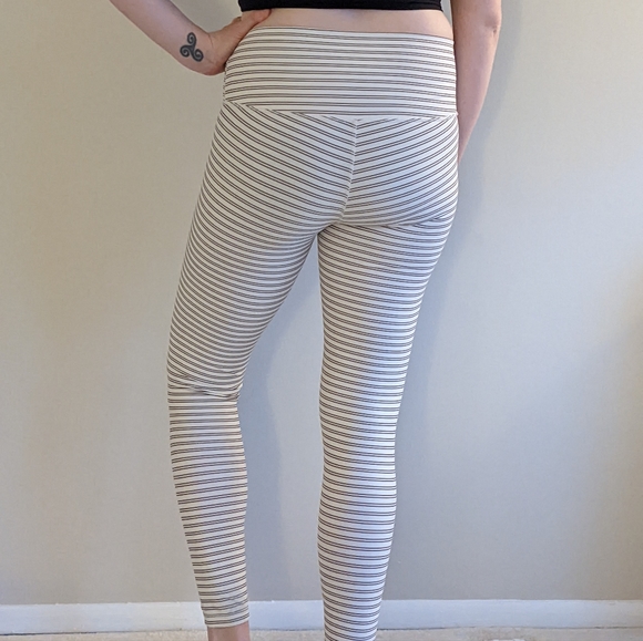 DYI Striped Leggings - Picture 3 of 6